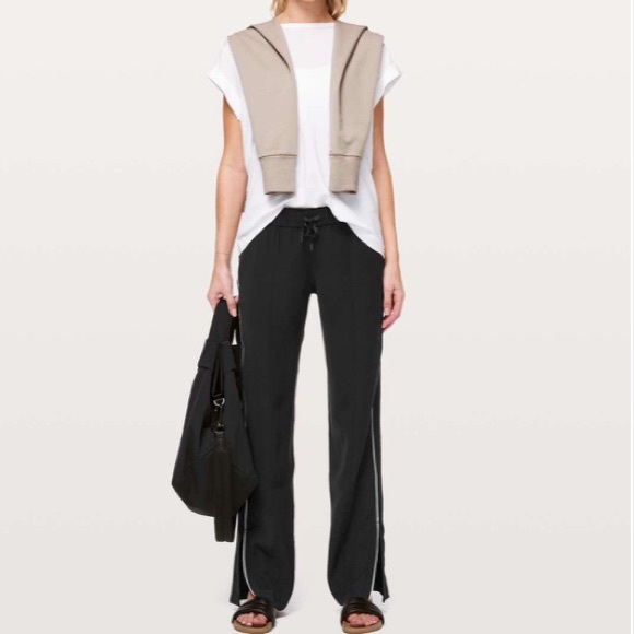 🆕 Lululemon On the Right Track Pant - Picture 4 of 7